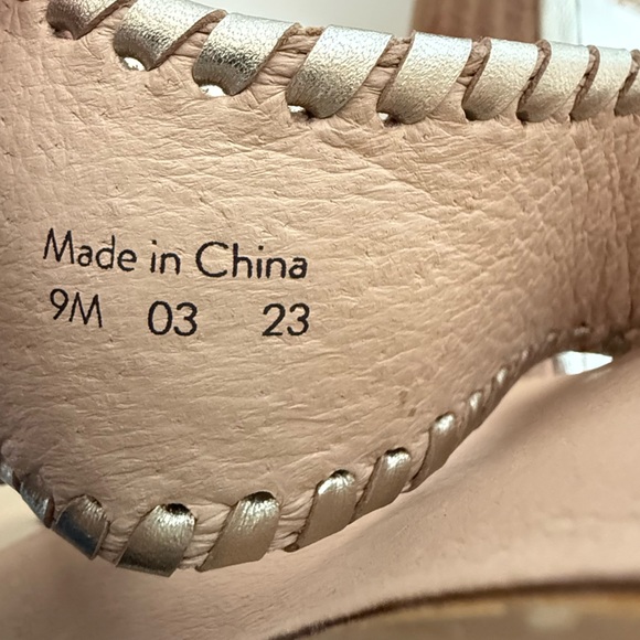 Jack Rogers Jacks Silver Metallic Comfy Mid Wedge Thong Platform Sandals Size 9M - Picture 13 of 14